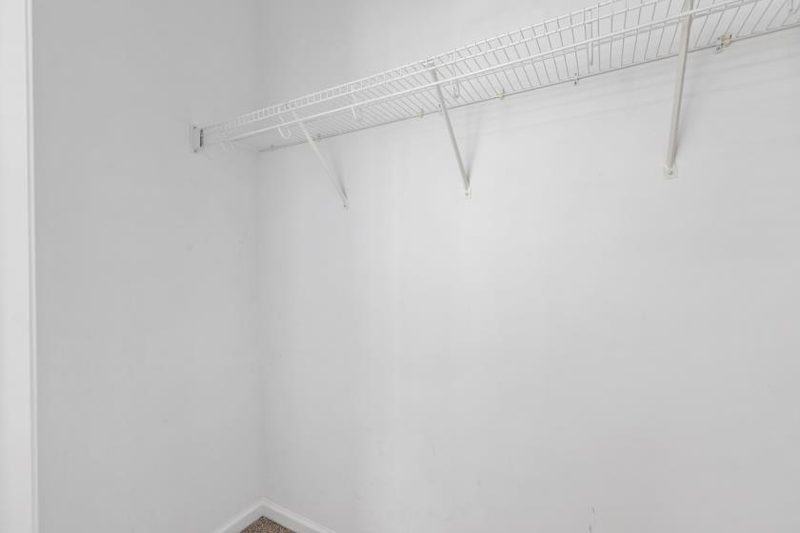 395 Stonewall St, photo 21 of 29