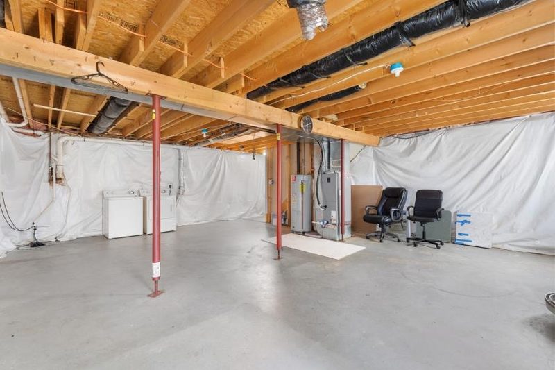 395 Stonewall St, photo 26 of 29