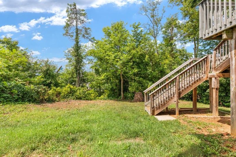 395 Stonewall St, photo 27 of 29